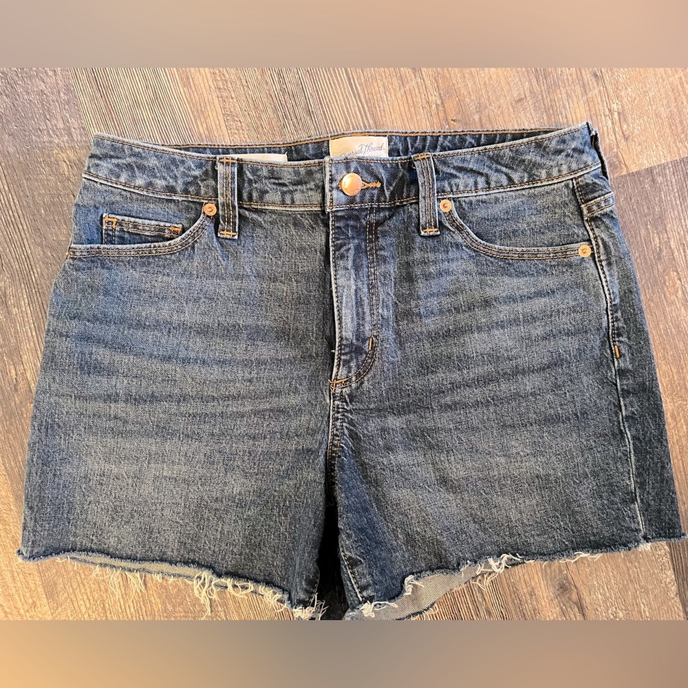 Like New Universal Thread Midi Jean Shorts